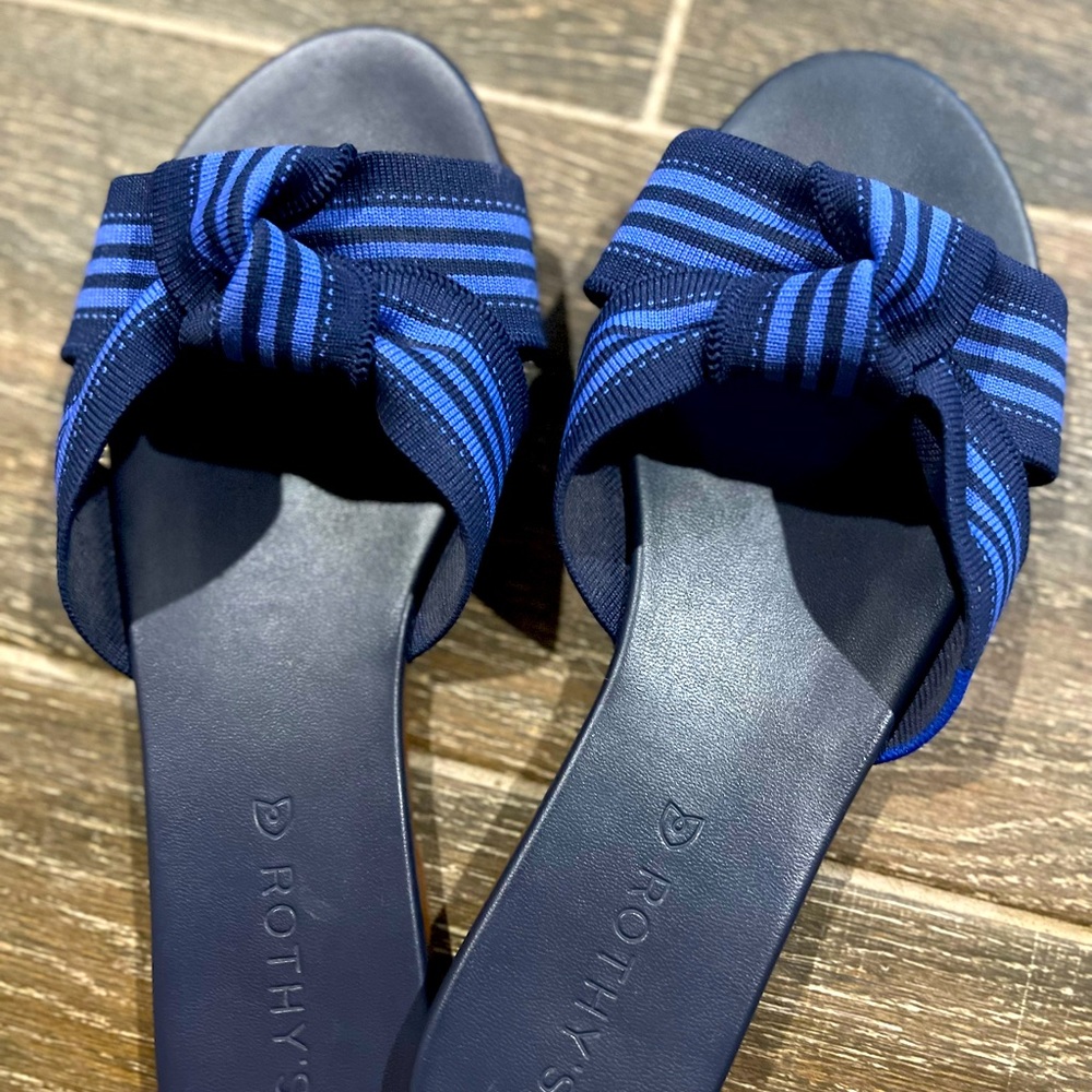 Rothy’s The Knot Sandals in Cobalt Blue size 7.5
